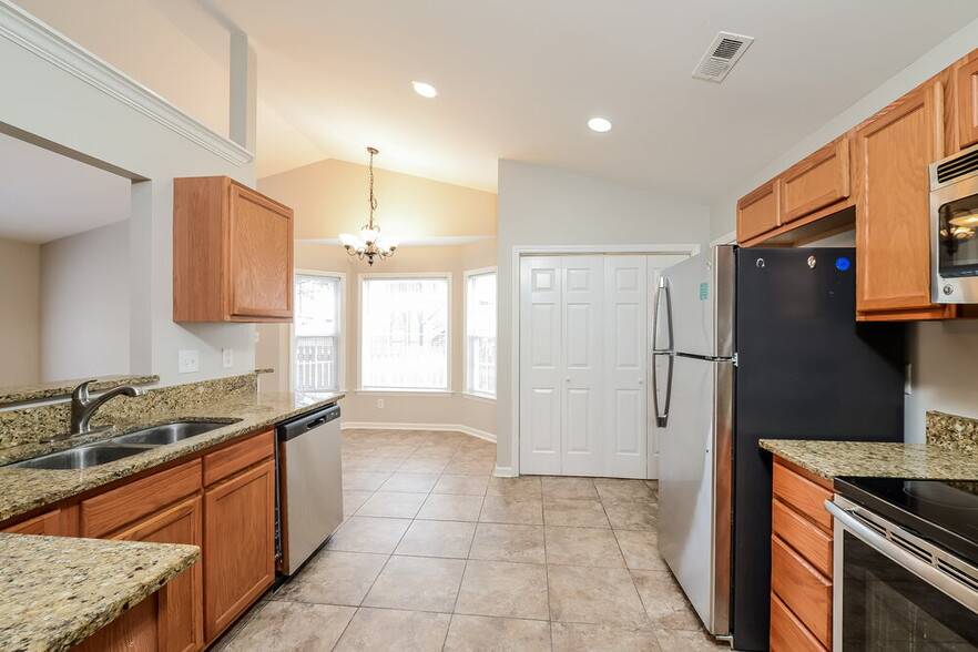 Building Photo - 2459 Joshua Ln