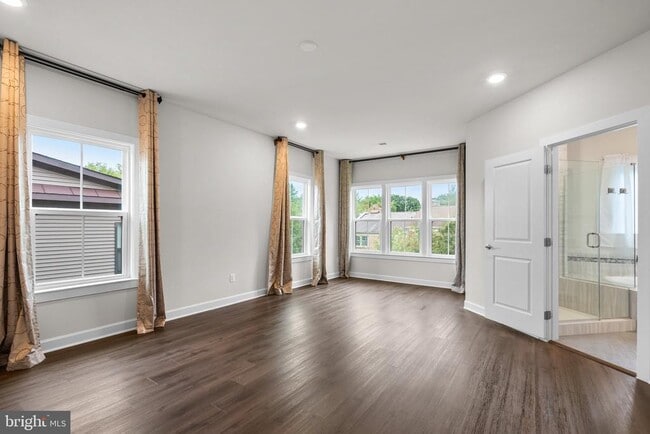 Building Photo - 9271 Wood Violet Ct