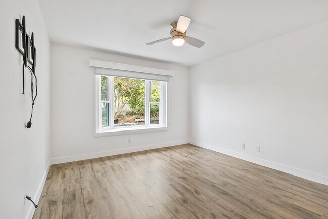 Building Photo - 135 N Barnwell St