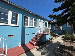 Building Photo - Updated Cottage in Banker's Hill