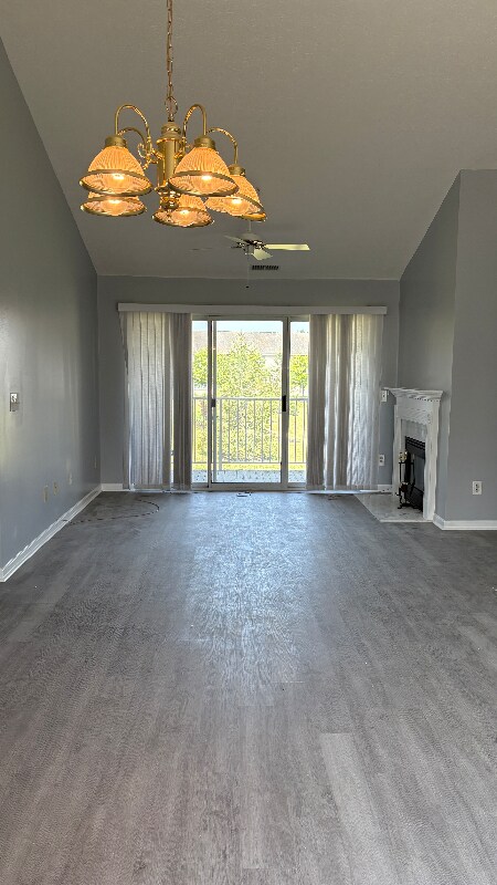 Building Photo - 4676 Court Yard Dr