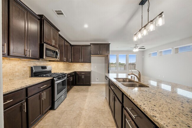 Building Photo - 1234 Willow Plains Ln