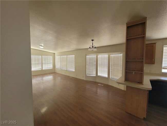 Building Photo - 3021 Borax Ave