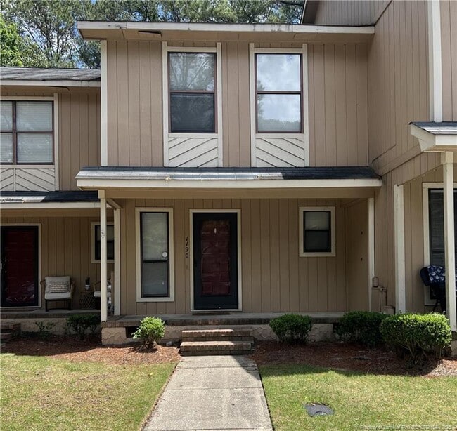 Primary Photo - 1190 Wrenwood Ct