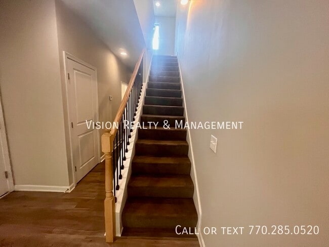 Building Photo - 8319 Triple Crown Dr