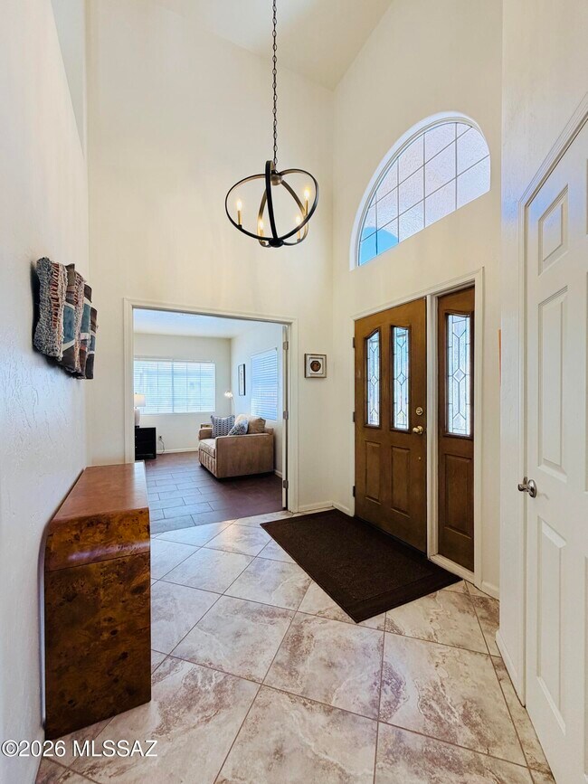 Building Photo - 1465 W Bridalveil Pl
