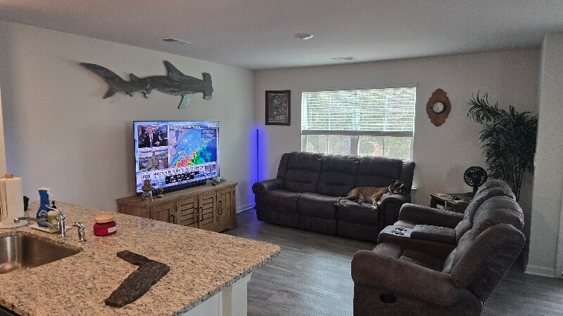 Building Photo - 248 Wall St