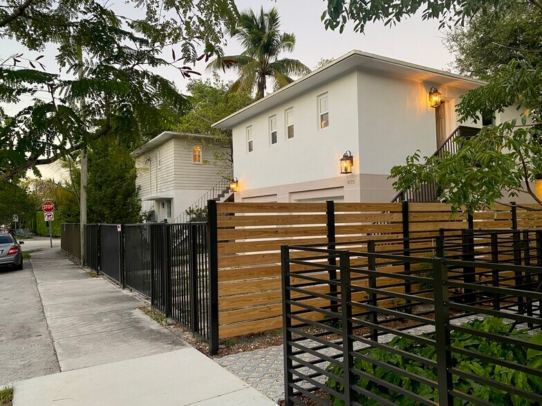 Building Photo - 500 NE 62nd St