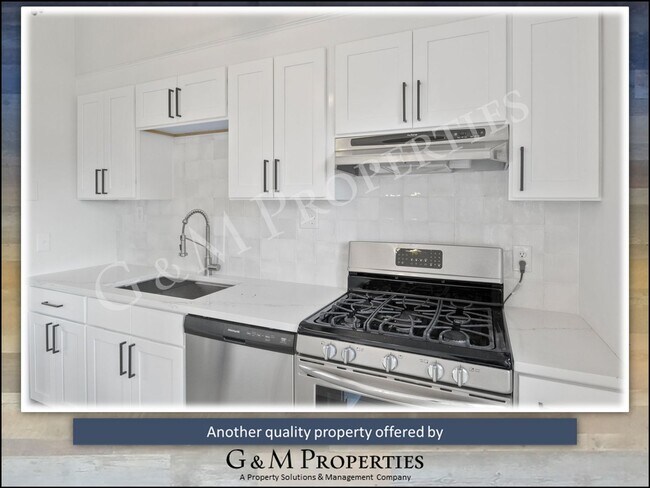 Building Photo - Beautifully Renovated 3-Bedroom Split-Level Home for Rent – Move-In Ready!