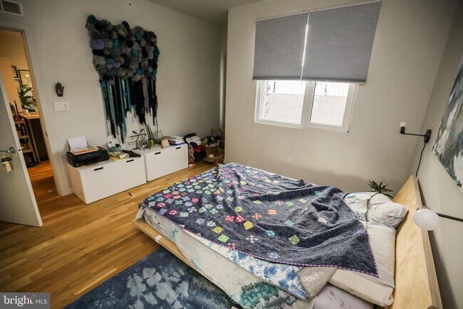 Building Photo - 2324 Memphis St