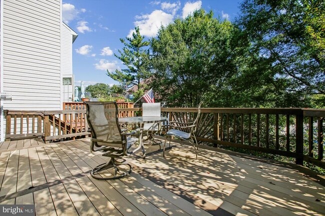 Building Photo - 6339 Dunman Way