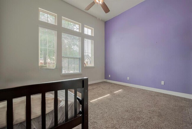 Building Photo - 4942 Thunder Creek Ln