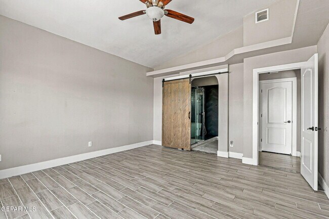 Building Photo - 14420 Navajo Point Dr