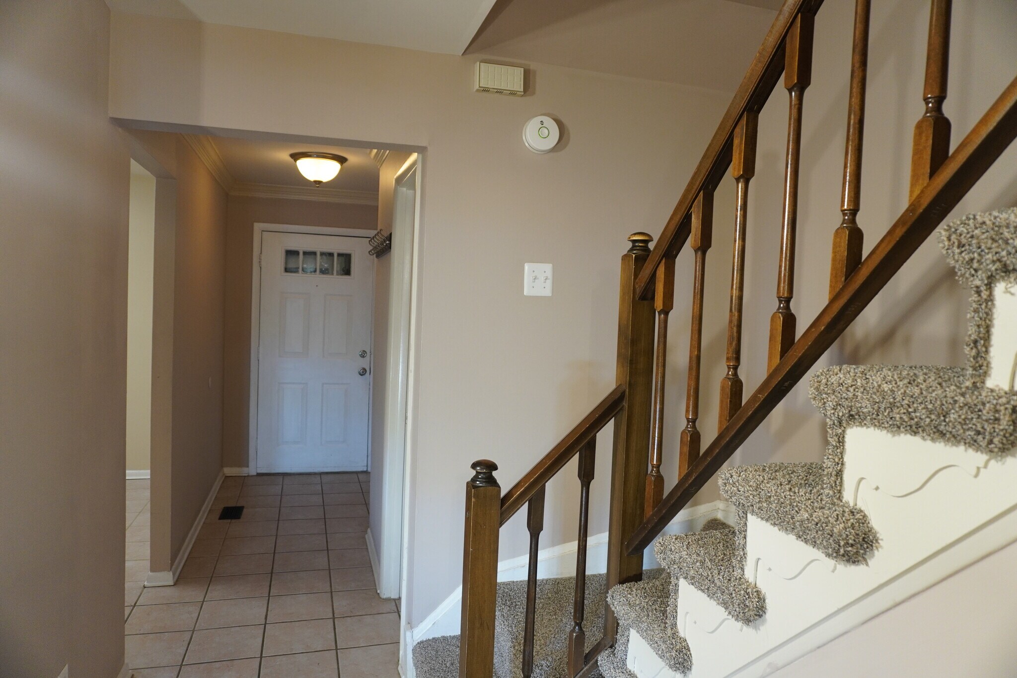 Building Photo - 5 Castlebar Ct