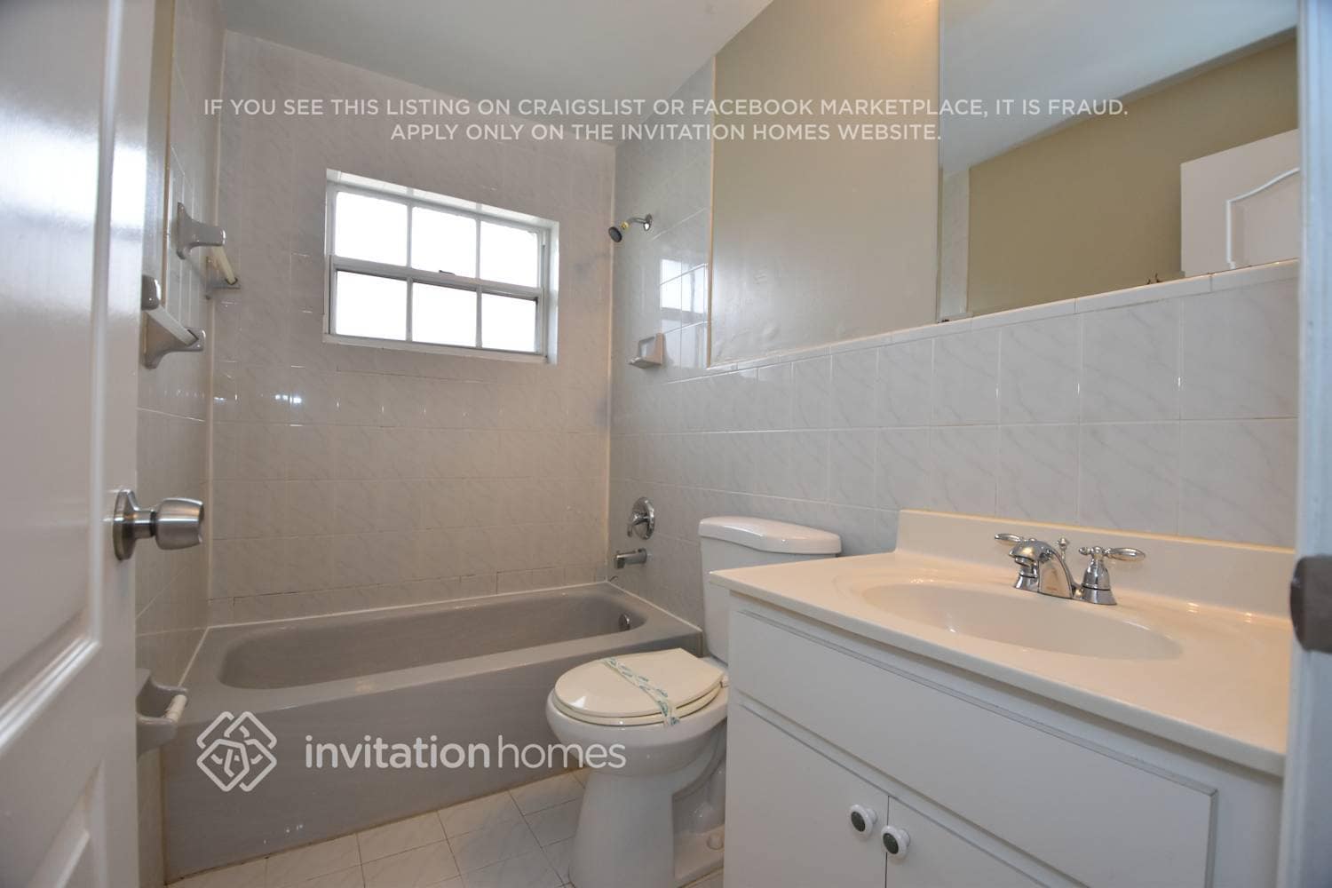 Building Photo - 15290 SW 51st St