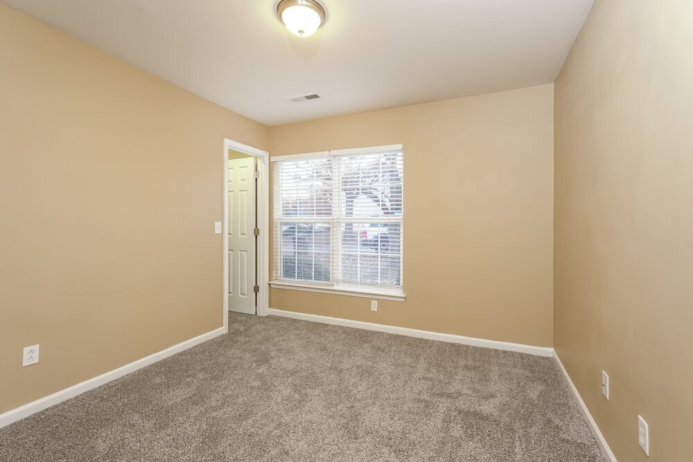 Building Photo - 3770 Thornaby Cir