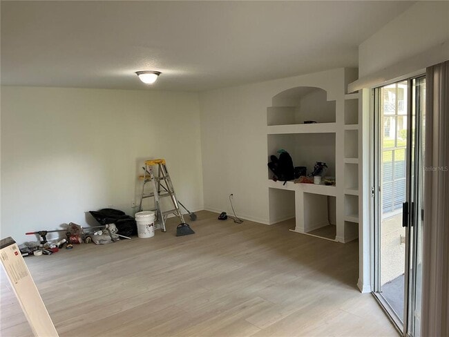 Primary Photo - 7350 Westpointe Blvd