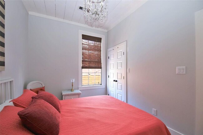 Building Photo - 1409 21st St