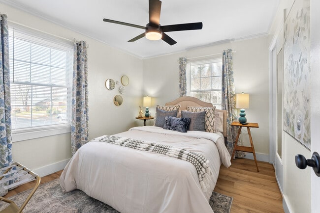 Building Photo - 201 Perrymont Ave