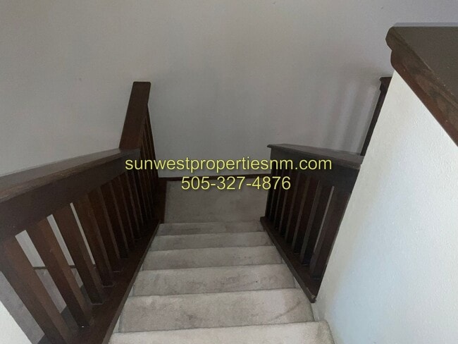 Building Photo - 2 bed Condo in Country Club Villas