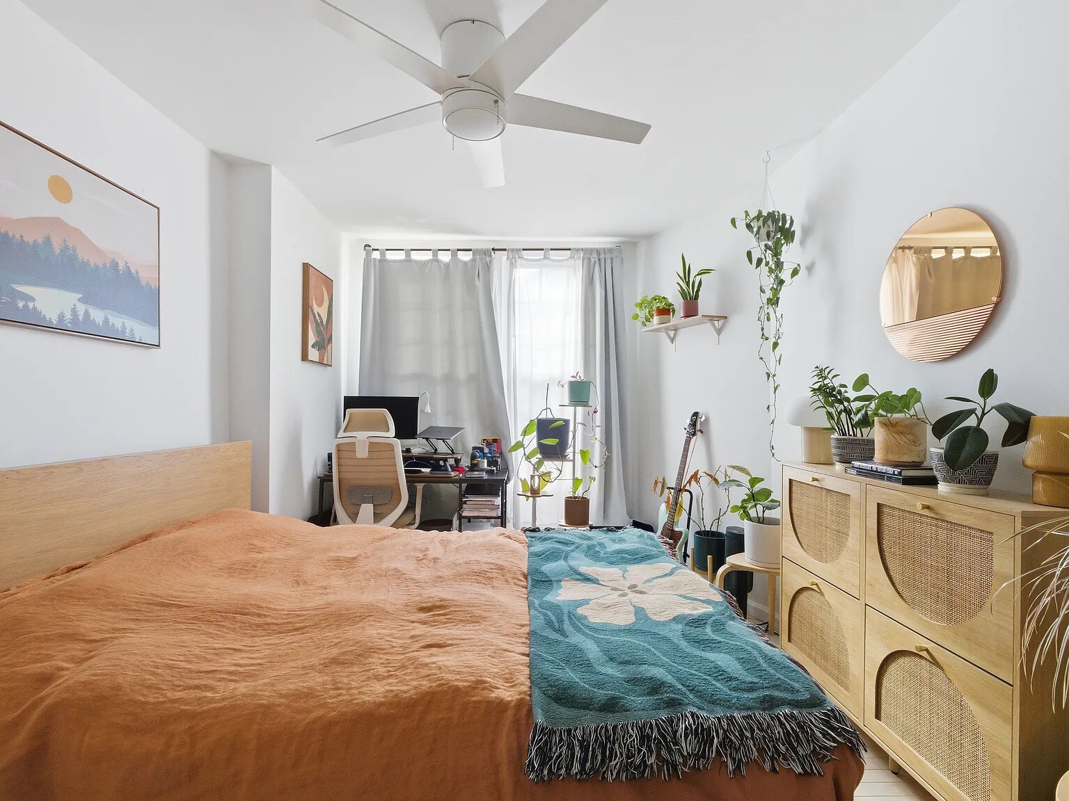 Building Photo - 162 Griffith St