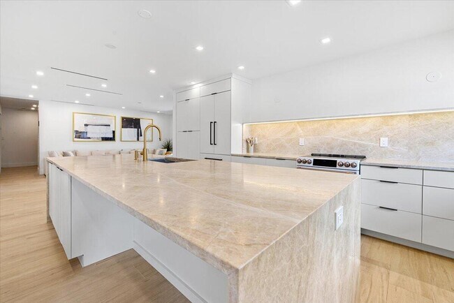 Building Photo - 6897 Terra Tranquila Dr