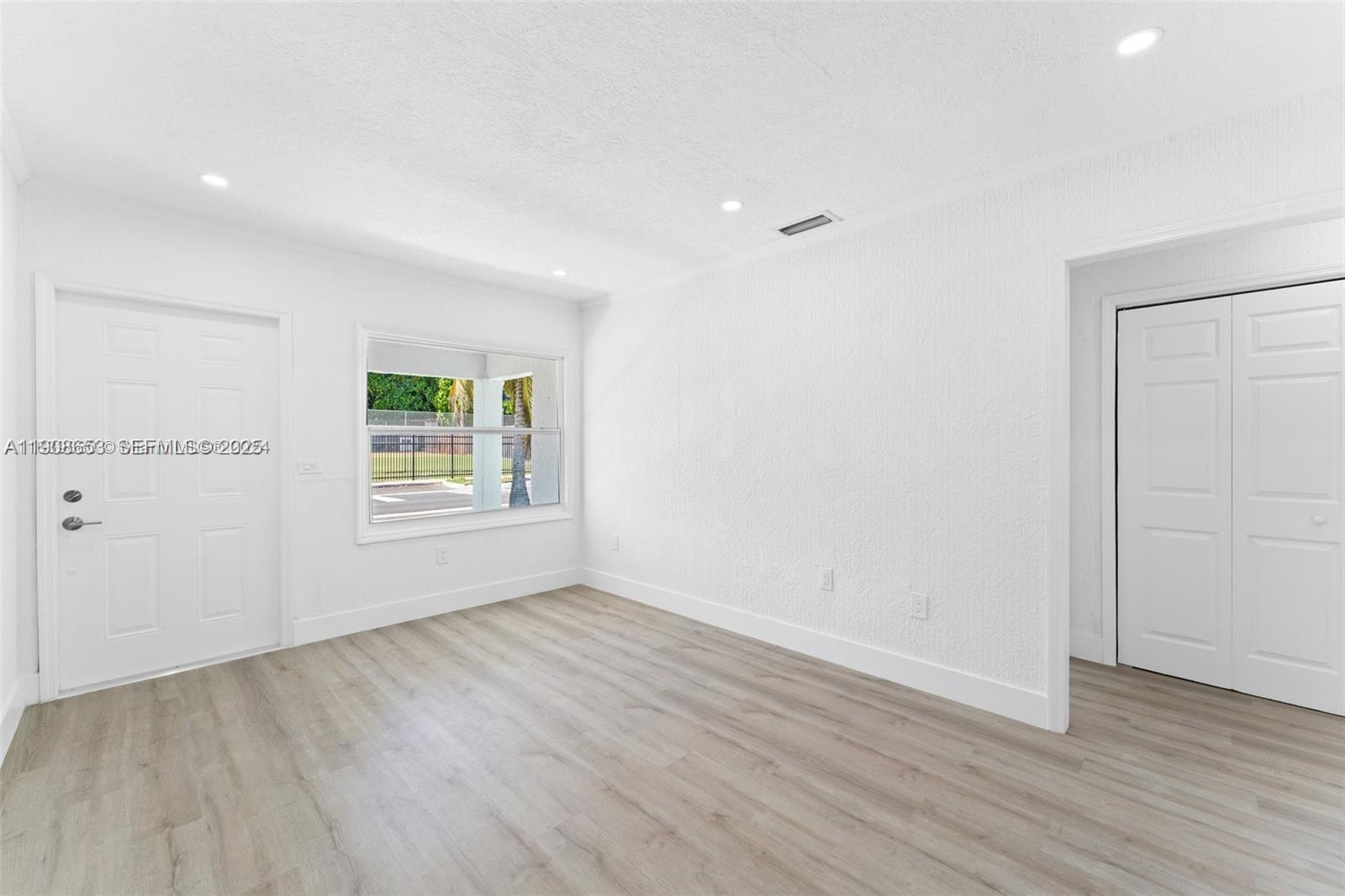 Building Photo - 3161 SW 27th Ln