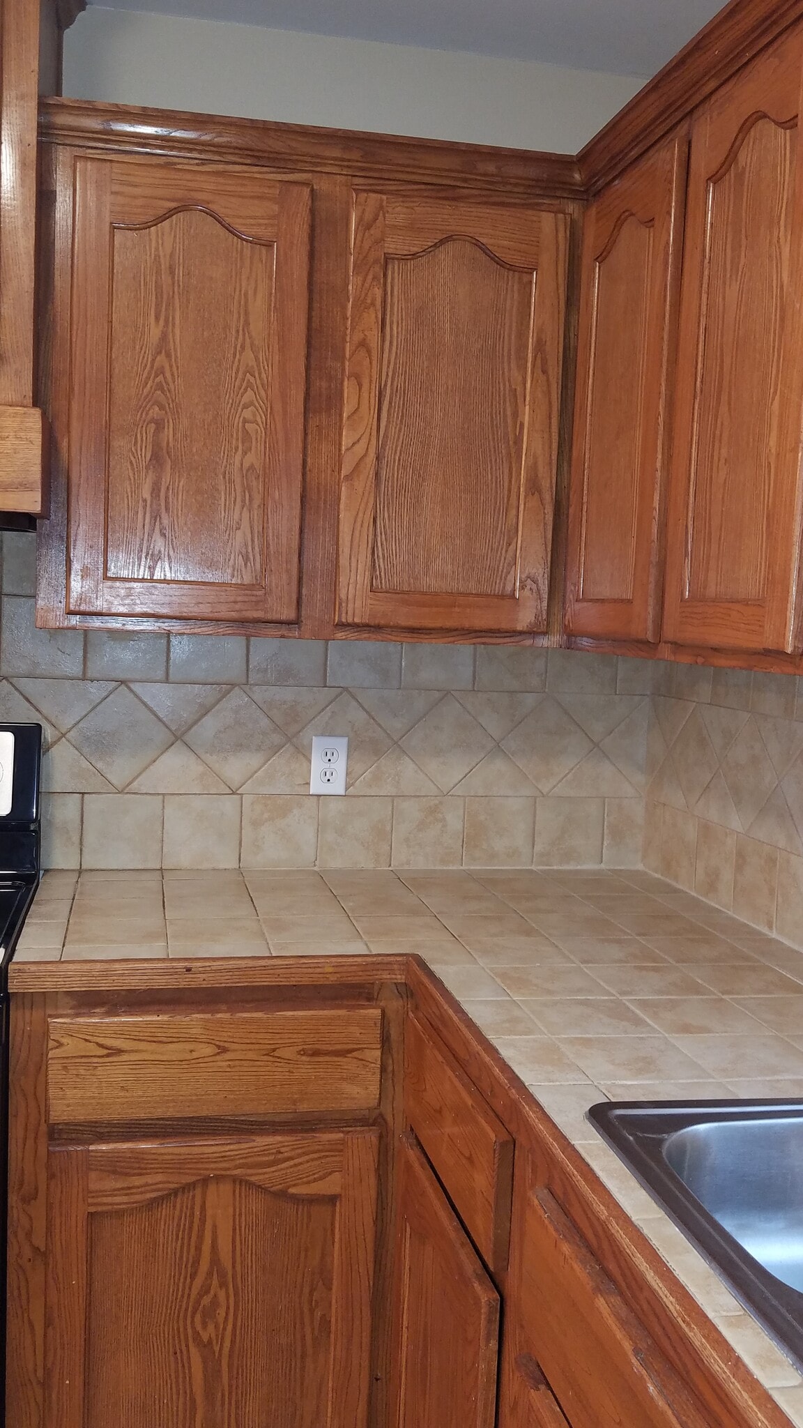 Building Photo - 3706 Wyndham Ave