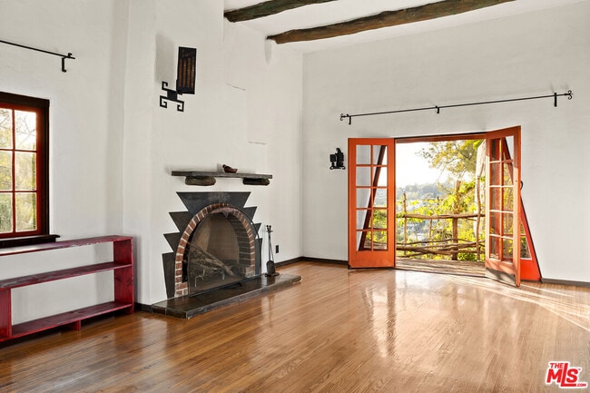 Building Photo - 1431 Avon Park Terrace