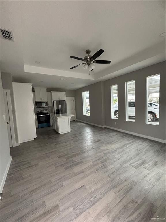 Building Photo - 17 Stark Rd