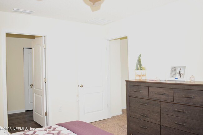 Building Photo - 3620 Sunfish Dr