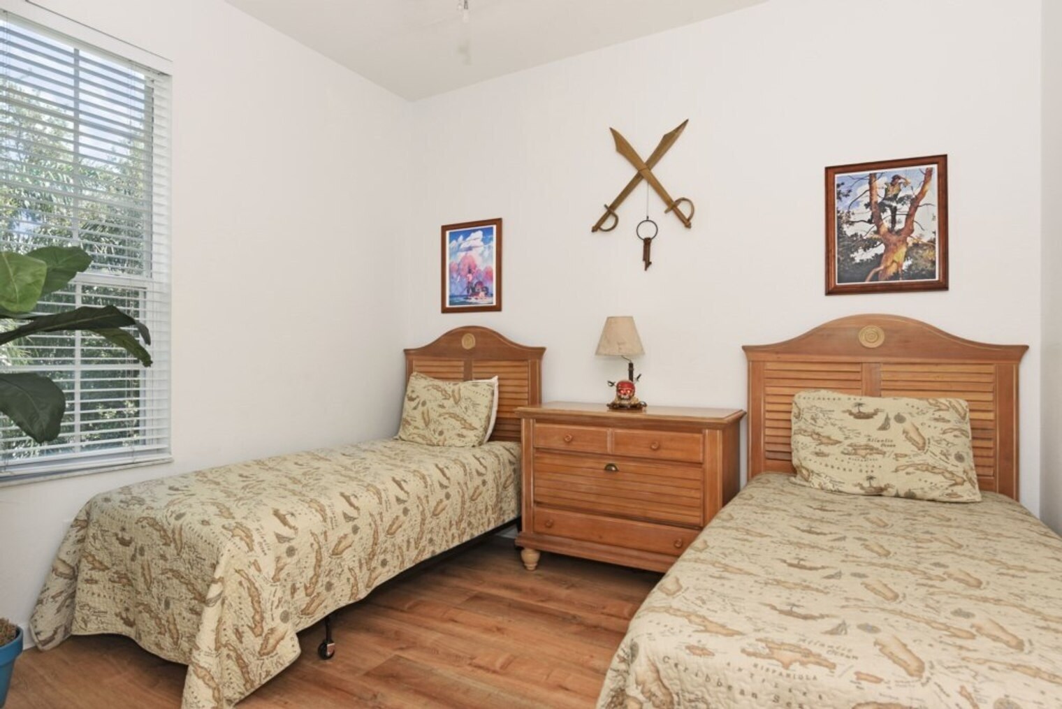 Building Photo - 2303 Butterfly Palm Way