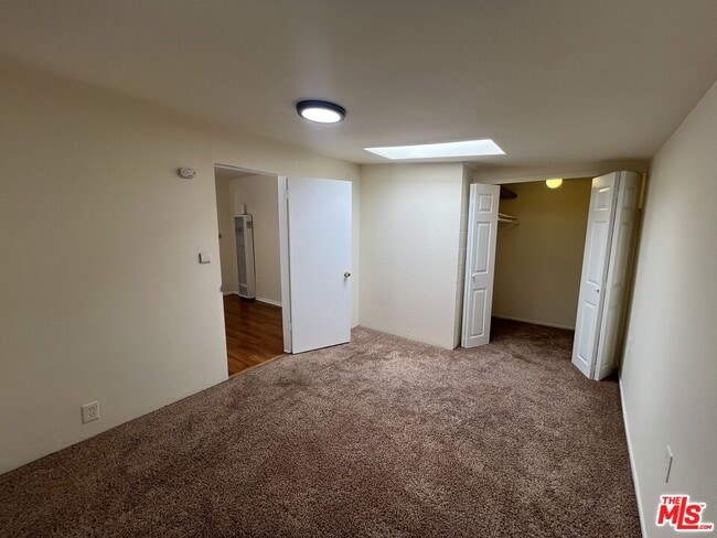 Building Photo - 2019 Cypress Ave.