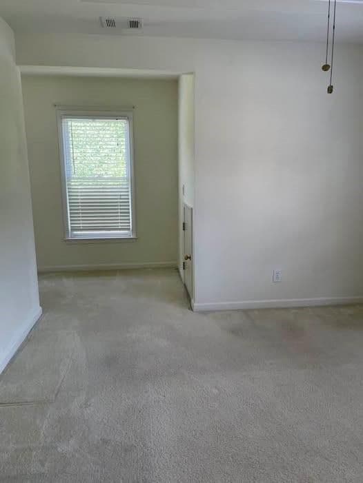 Building Photo - 2036 Londonberry Ct NE