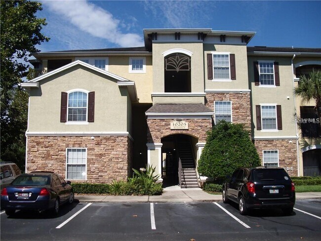 Primary Photo - 10205 Courtney Palms Blvd