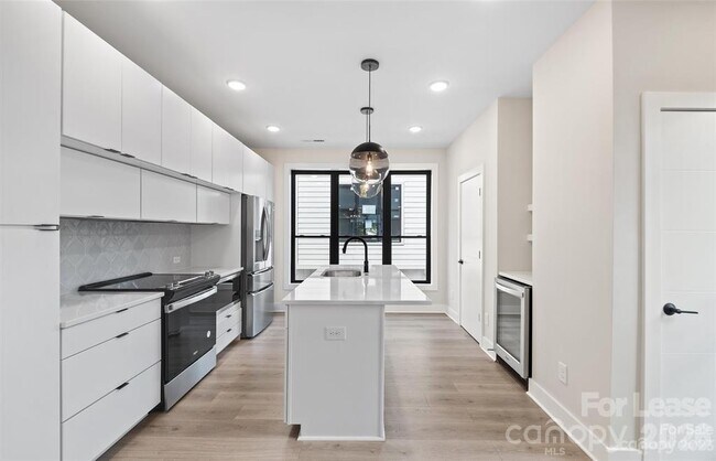 Building Photo - 4523 Radler Ct