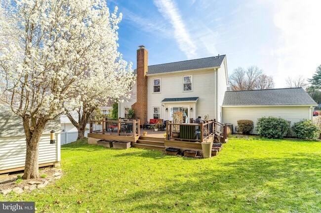 Building Photo - 6302 Shiplett Blvd