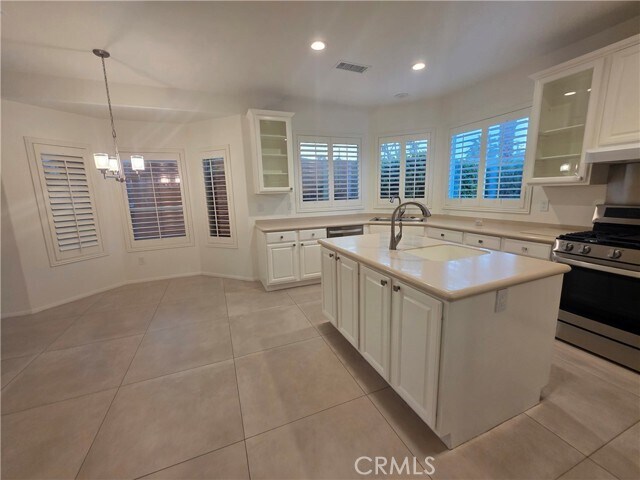 Building Photo - 44251 Hazel Canyon Ln