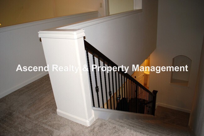 Building Photo - Bethany 4 Bed + Bonus Next to Springville Gourmet Kitchen Bed & Full Bath on Main