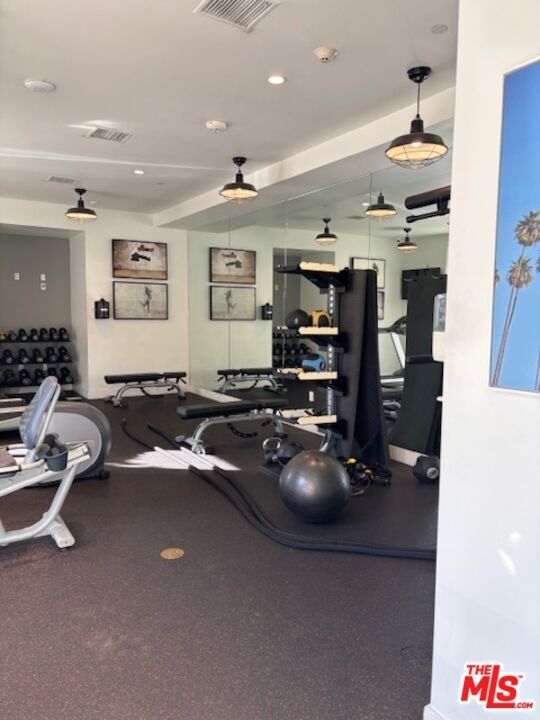 Building Photo - 11405 Chandler Blvd