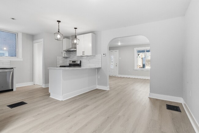 Building Photo - 1219 Duffield St