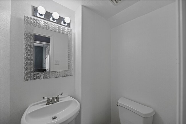 Building Photo - 21007 Twila Springs Dr