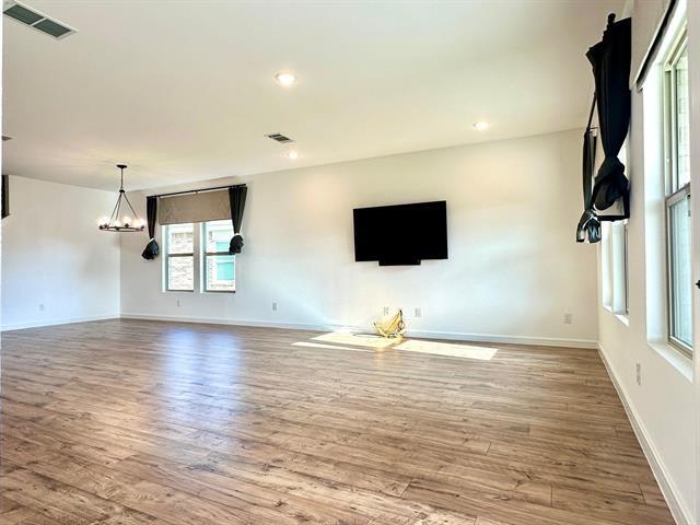 Building Photo - 1221 James St