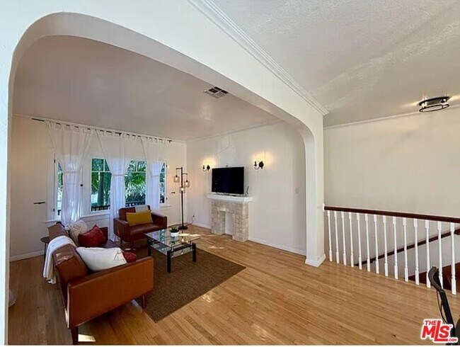 Building Photo - 1123 15th St