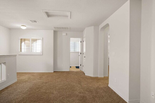 Building Photo - 13483 Halifax St