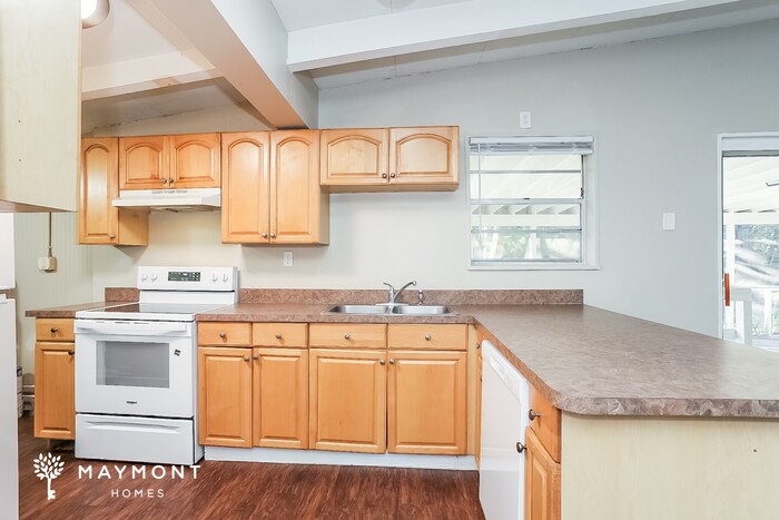 Building Photo - 6311 Sprinkle Dr N