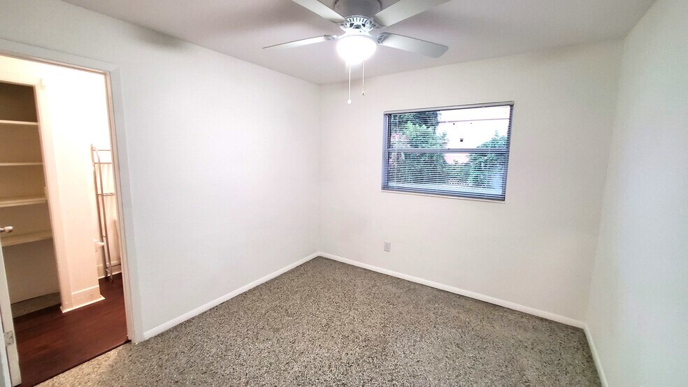In Law Suite Bedroom - 1721 Moselle Avenue
