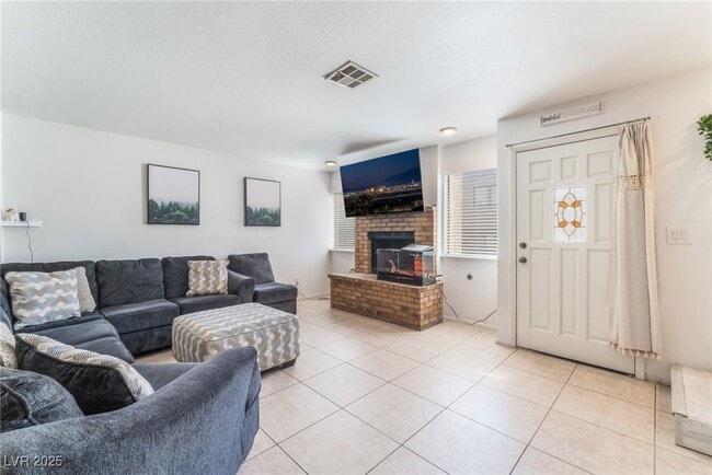 Building Photo - 2692 Matogroso Ln