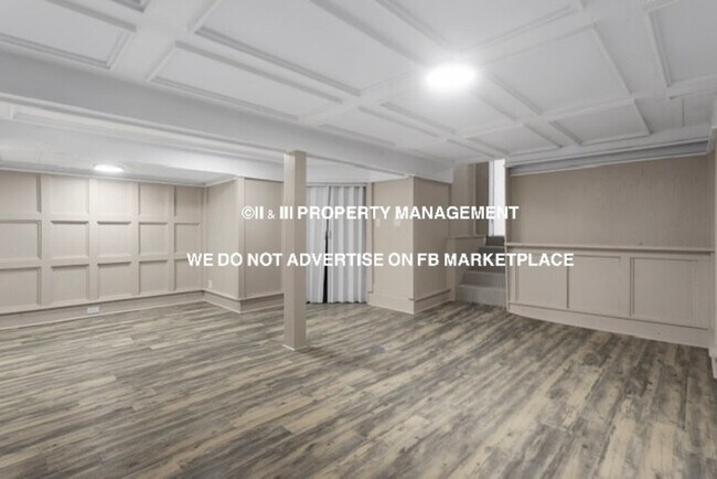 Building Photo - 7801 NE San Rafael Dr