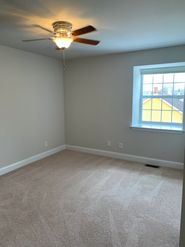 Building Photo - 1244 Kings Hwy